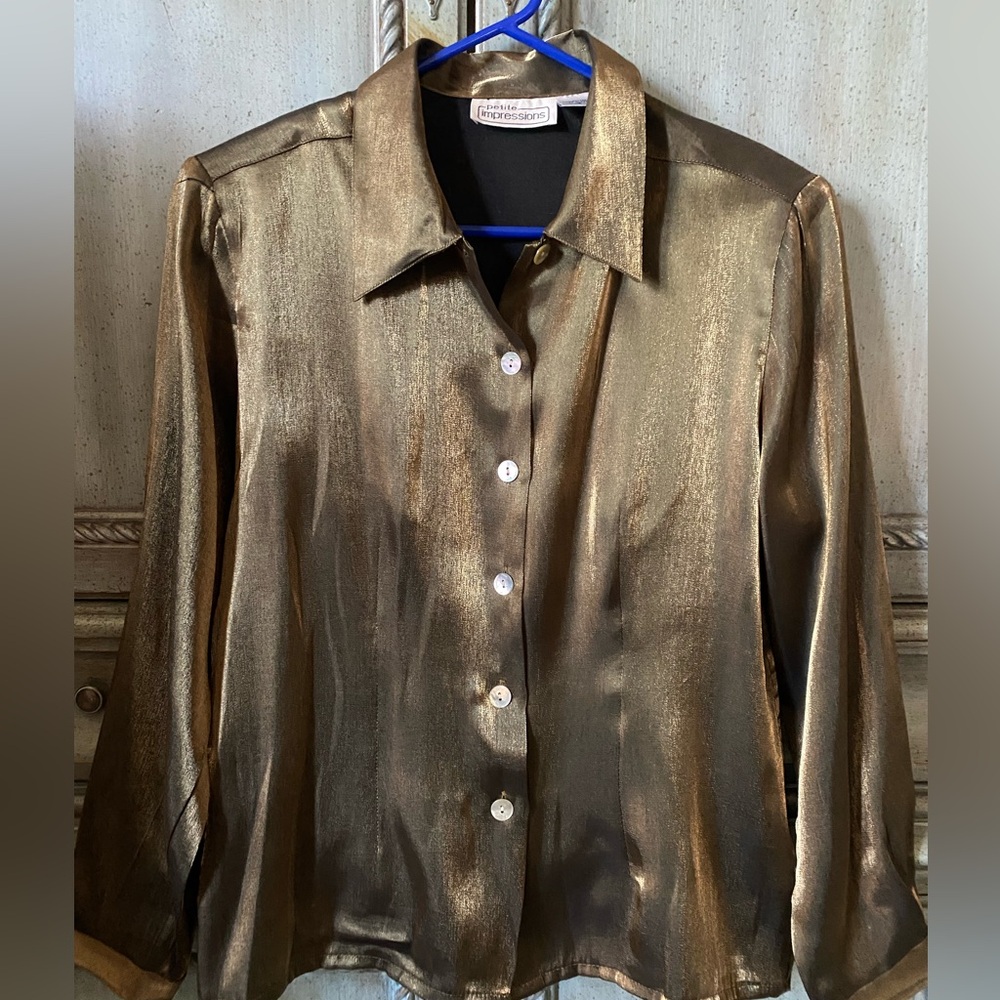 Bronze/gold long sleeve polyester blouse w/ 6 Mother-of-pearl buttons down front